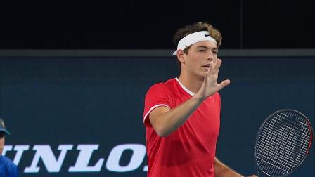 NBA焦点战：湖人客场逆转快船,