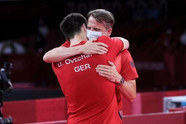 杨百翰大学22分大逆转，状元大热迪班萨轰28+9+6