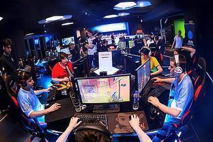 迪马：亚特兰大已与帕拉迪诺达成协议，双方签约1年半今天官宣