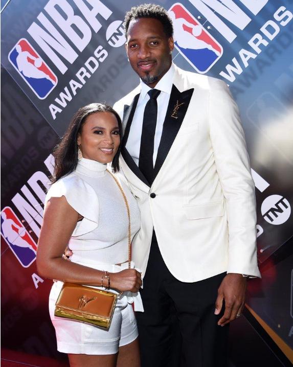 CBA-北京大胜辽宁 周琦复出10+10张才仁27分